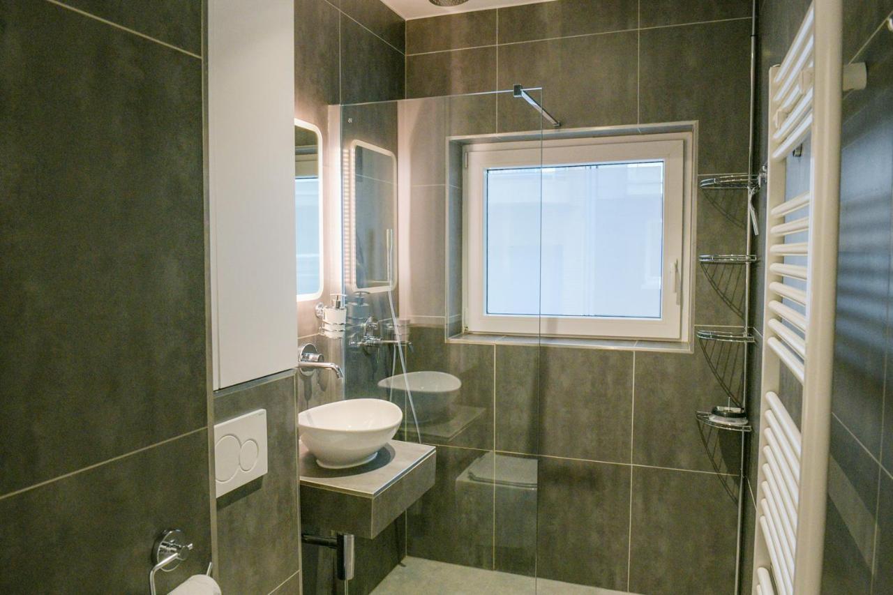 Modern Gelijkvloers Gezinsappartement Knokke-Heist Luaran gambar