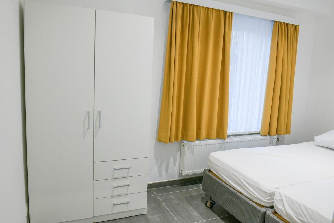 Modern Gelijkvloers Gezinsappartement Knokke-Heist Luaran gambar