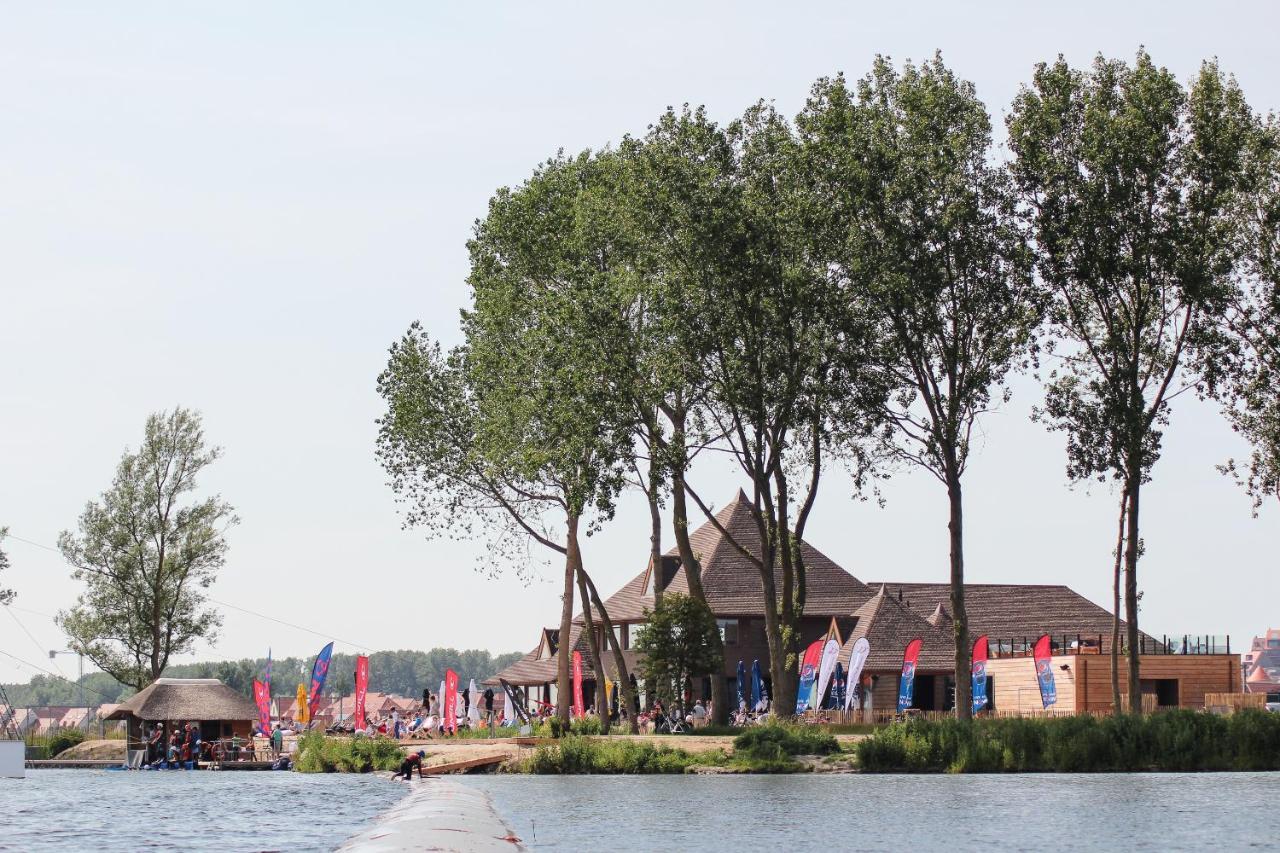 Modern Gelijkvloers Gezinsappartement Knokke-Heist Luaran gambar